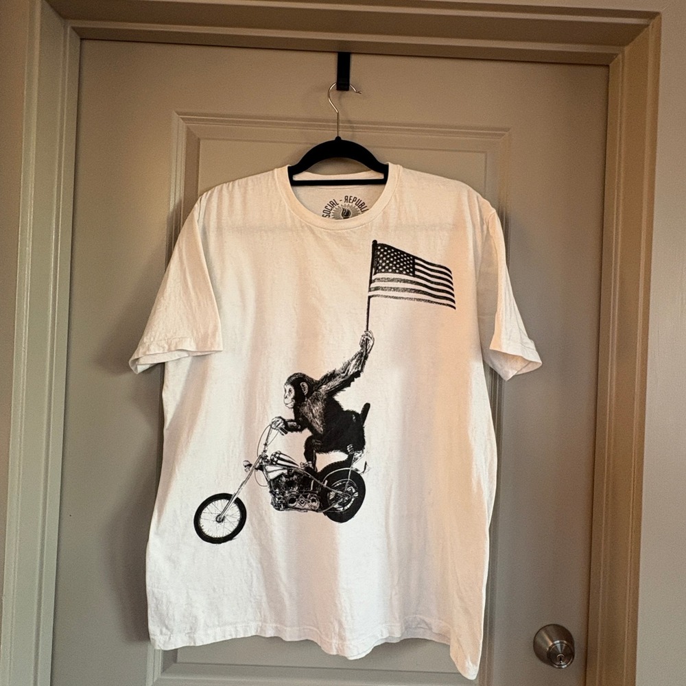 Social Republic Monkey Muzak Chopper Graphic Tee XL 100% Cotton